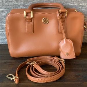 Tory burch robinson bag with strap and dustbag